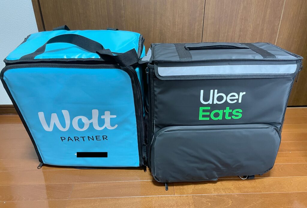 WoltバッグとUber Eatsバッグの比較1